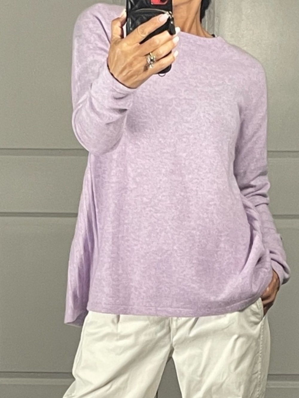 Adrienne Vittadini  100% 2- ply Cashmere Long Sleeve Tunic Sweater. Size Small
